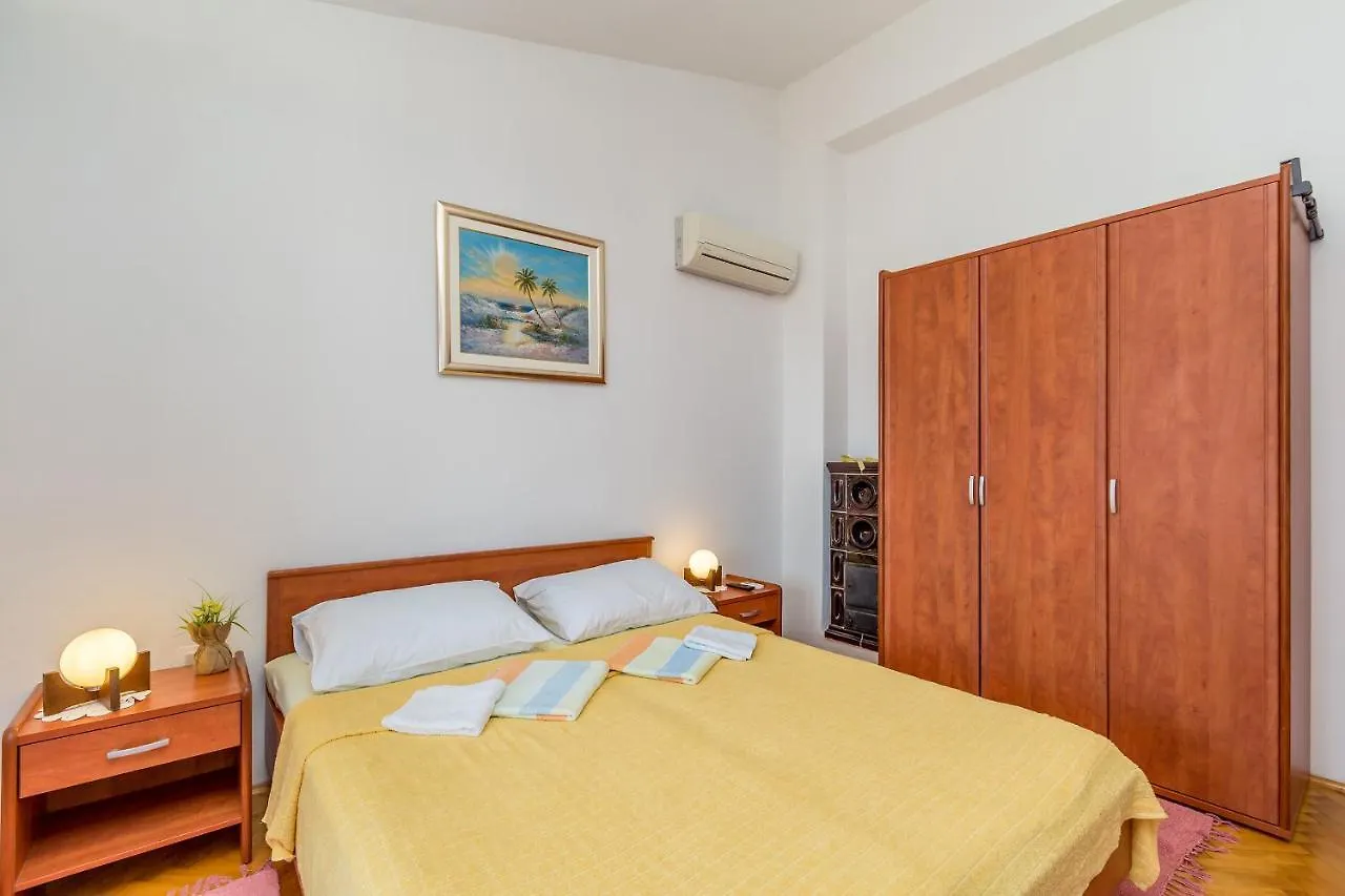 Hébergement de vacances Apartments Majnaric Pinezići